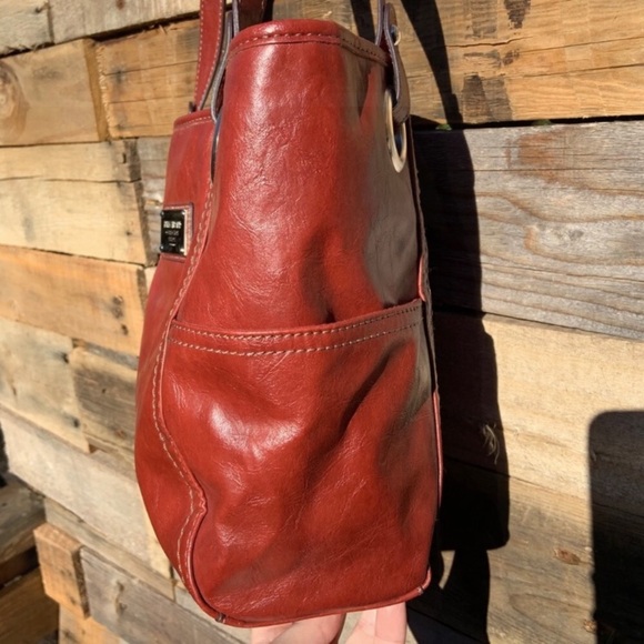 VTG RELIC Rust-Colored Vegan Leather Pocket Hobo Bag - Picture 9 of 13